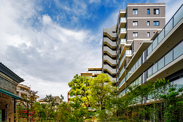 中庭｜ザ・パークハウス板橋大山大楠ノ杜